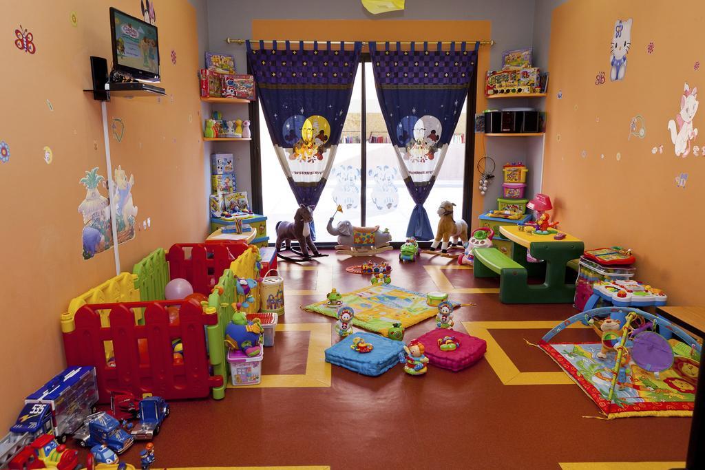 Kenzi Club Agdal Medina Hotel Lahebichate Съоръжения снимка Nursery