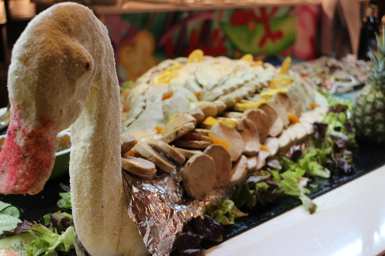 Kenzi Club Agdal Medina Hotel Lahebichate Екстериор снимка A duck with a salad